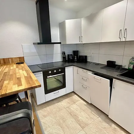 Apartment Exklusives Haus, Ruhig Gelegen Im Innenhof, Zentral, Lichtdurchflutet Zustellbett,babybett Bei Bedarf