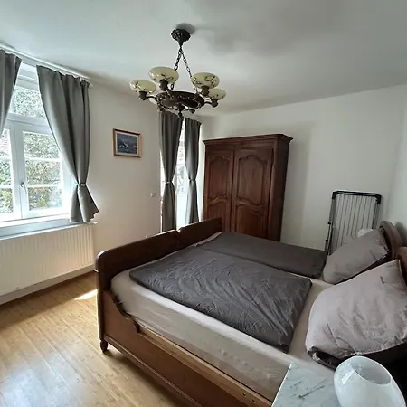 Exklusives Haus, Ruhig Gelegen Im Innenhof, Zentral, Lichtdurchflutet Zustellbett,babybett Bei Bedarf